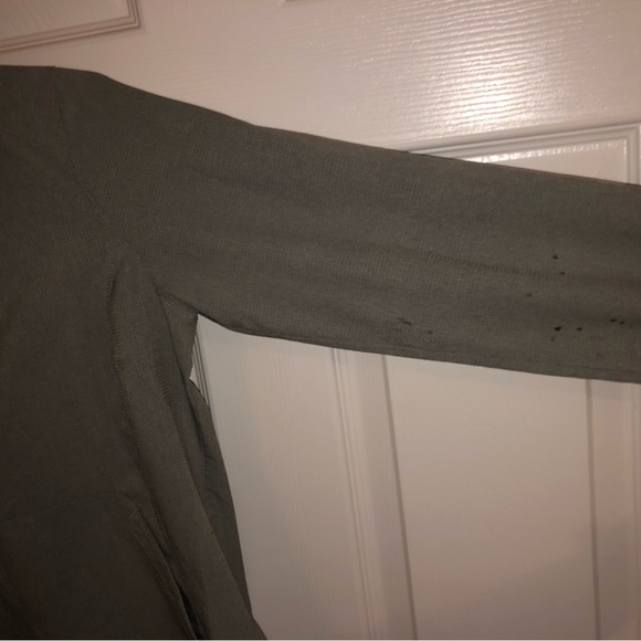 Marmot hooded Henley- light wt wicking, exploded pen damage, worn once. medium - Picture 5 of 8